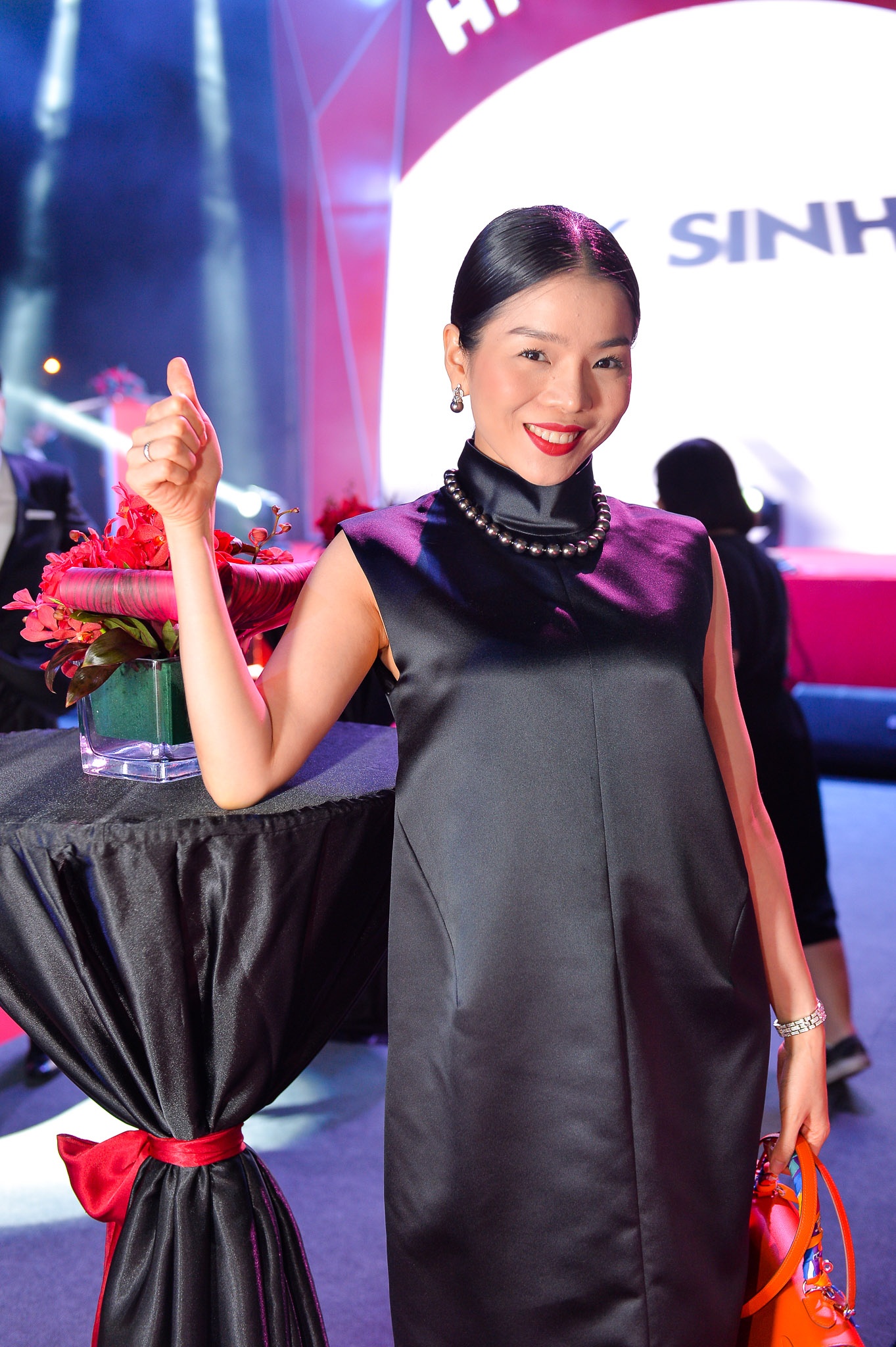 Nhập mô tả cho gảnh