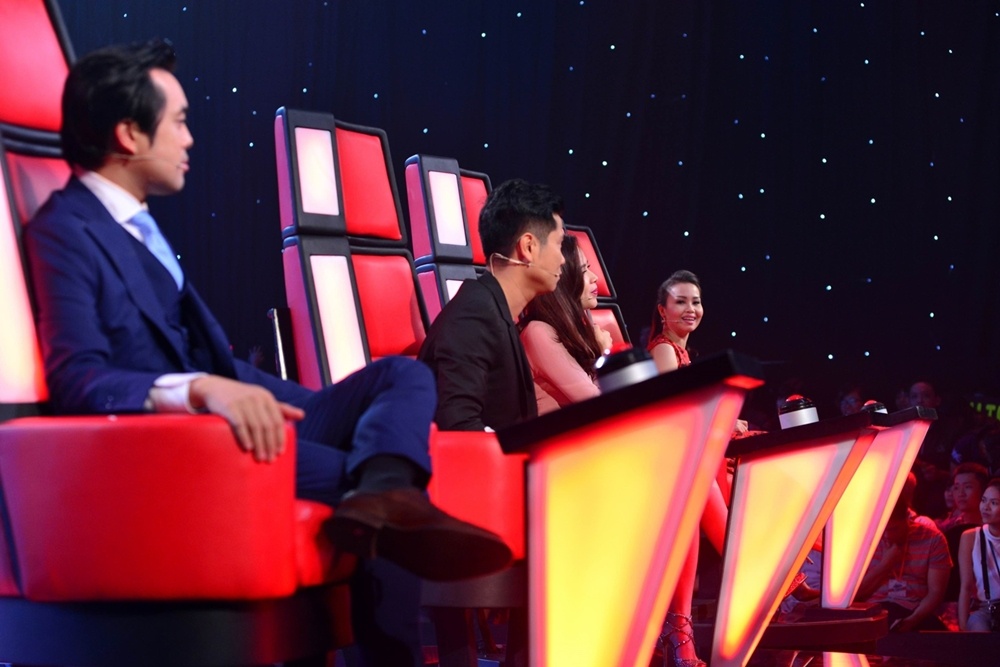 Bộ tứ quyền lực được tiếp thêm sức mạnh từ những cổ động viên nhà.