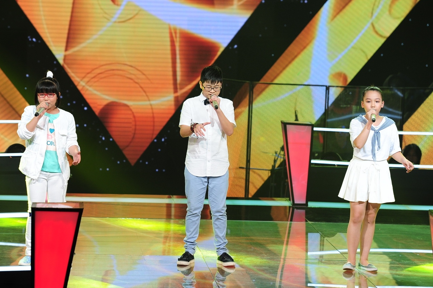 Dương Khắc Linh chọn 3 giọng hát được anh đánh giá cao về sự tinh tế, tình cảm là Tuấn Lịch, Hà My và Ngọc Phụng bước vào vòng Đối đầu với ca khúc hit của Tiên Tiên – Say you do. Ca khúc đình đám được chỉnh sửa phần lời phù hợp với lứa tuổi học trò. 