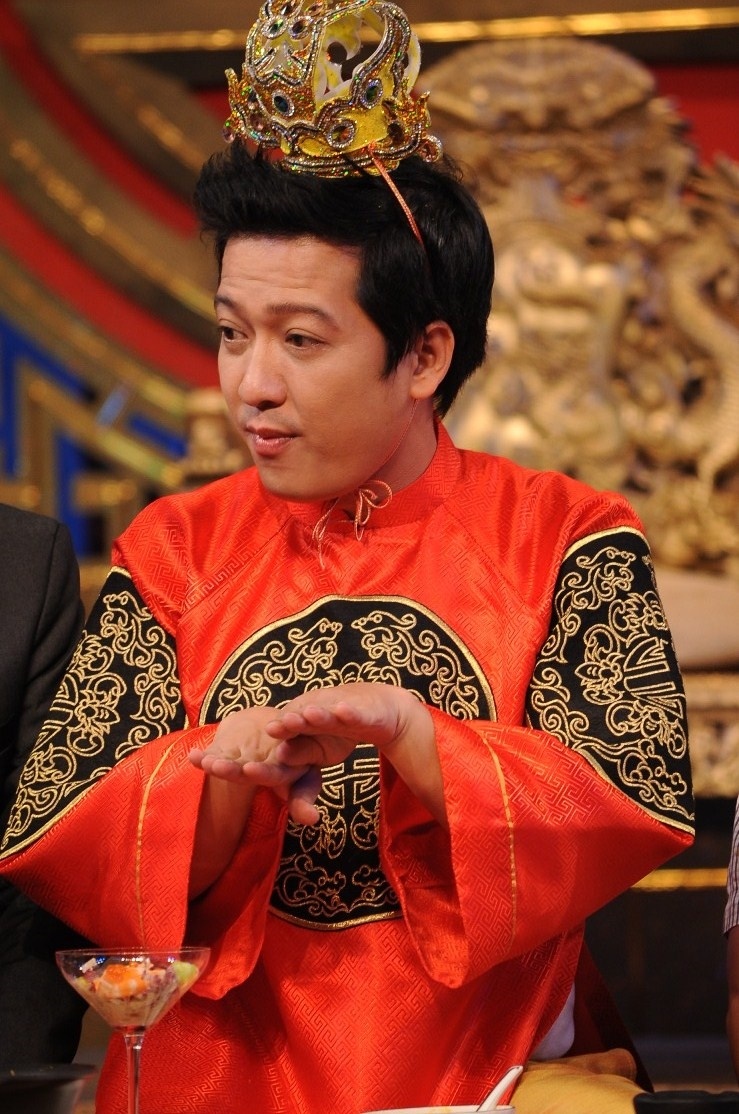 Có thể thấy, xuyên suốt thời gian quay hình, Trường Giang luôn tạo điều kiện để Nhã Phương bày tỏ cảm xúc của mình. Có lẽ chính vì sự quan tâm này mà những hình ảnh của Trường Giang và Nhã Phương  không khỏi khiến nhiều người ghen tị.