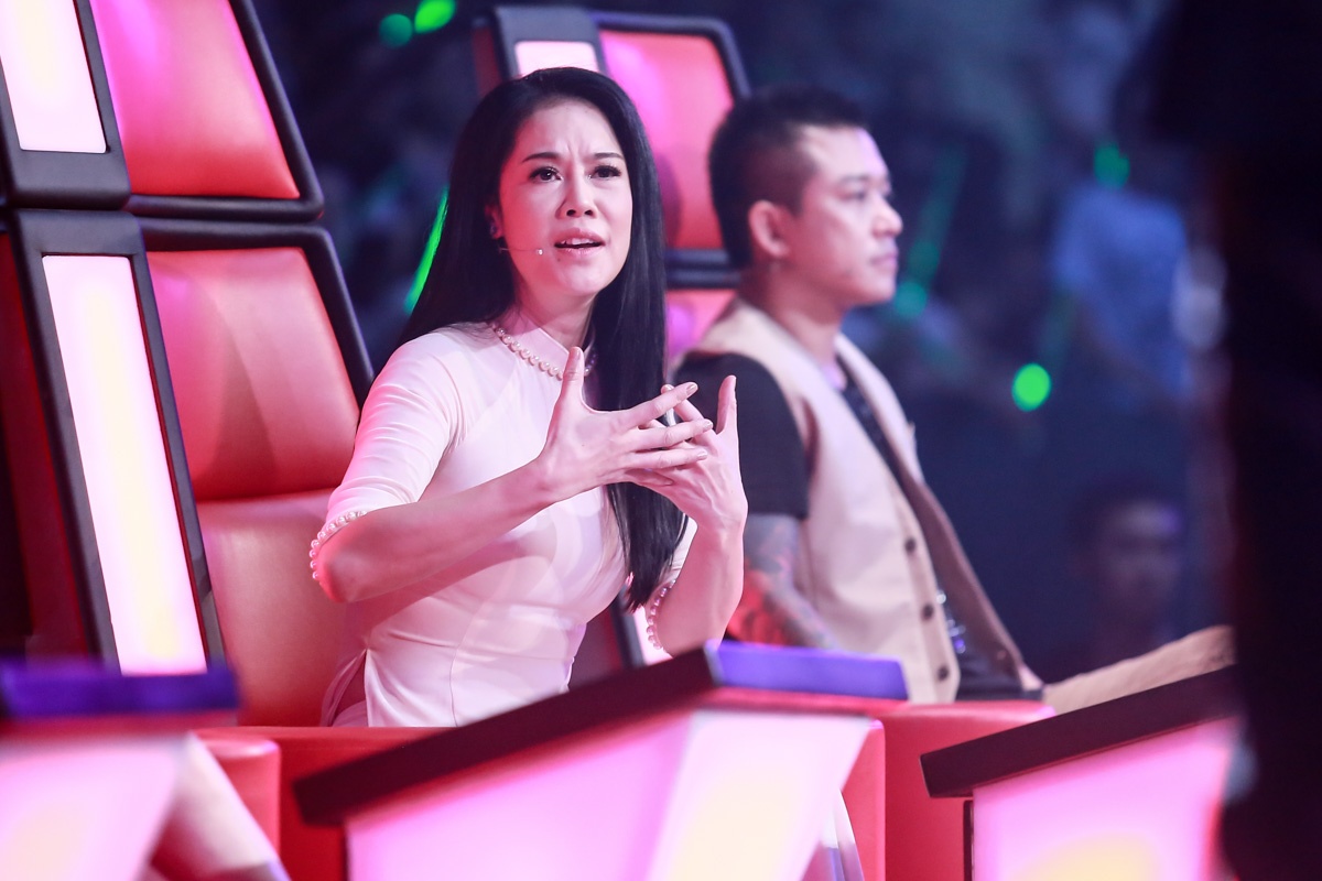 My Tam, Thu Phuong nay sinh mau thuan tren ghe nong hinh anh