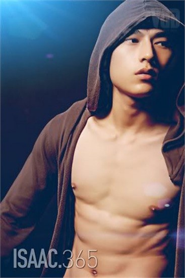 Body chuẩn của trưởng nhóm Isaac 365.