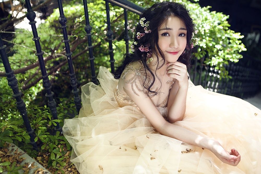 Hoa Minzy thay doi hinh anh sau mot nam on ao hinh anh