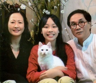 NSND Như Quỳnh với gia đinh nhỏ của mình.