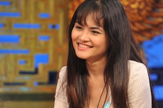 Dien vien 'Co gai xau xi' tham gia game show truoc dam cuoi hinh anh