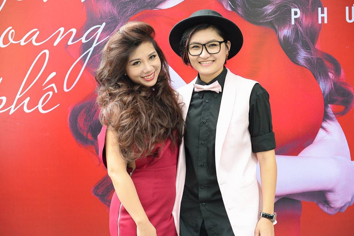 Định hướng ballad đúng với sở trường, chuyên chở tình cảm. Có khán giả sống từng hằng đêm, không phải vất vả quay lại cuộc sống cũ, không muốn quay lại nữa.Lưu diễn Canada, Úc, Mỹ vào tháng 11.