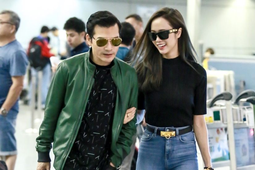 Tran Bao Son - Vu Ngoc Anh than mat o san bay hinh anh