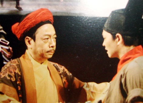 Hoàng Dũng trong vở Tình khúc ngàn năm.