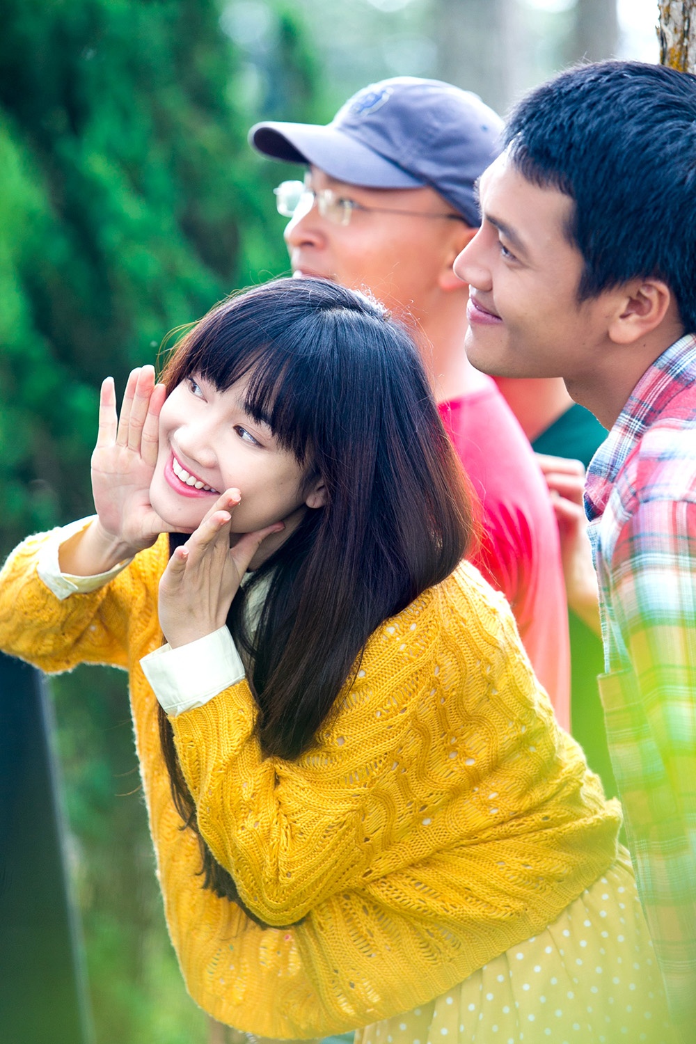 ca khúc Khúc Hát Mặt Trời, một kết hợp của bộ đôi Hoàng Anh – Cao Trung Hiếu,  những nhà sản xuất uy tín từng thổi hồn cho các tác phẩm của Hồng Nhung, Hồ Ngọc Hà, Phương Vy, Hà Anh Tuấn... do Đinh Hương thể hiện sẽ sớm chinh phục những khán giả truyền hình khó tính nhất. 