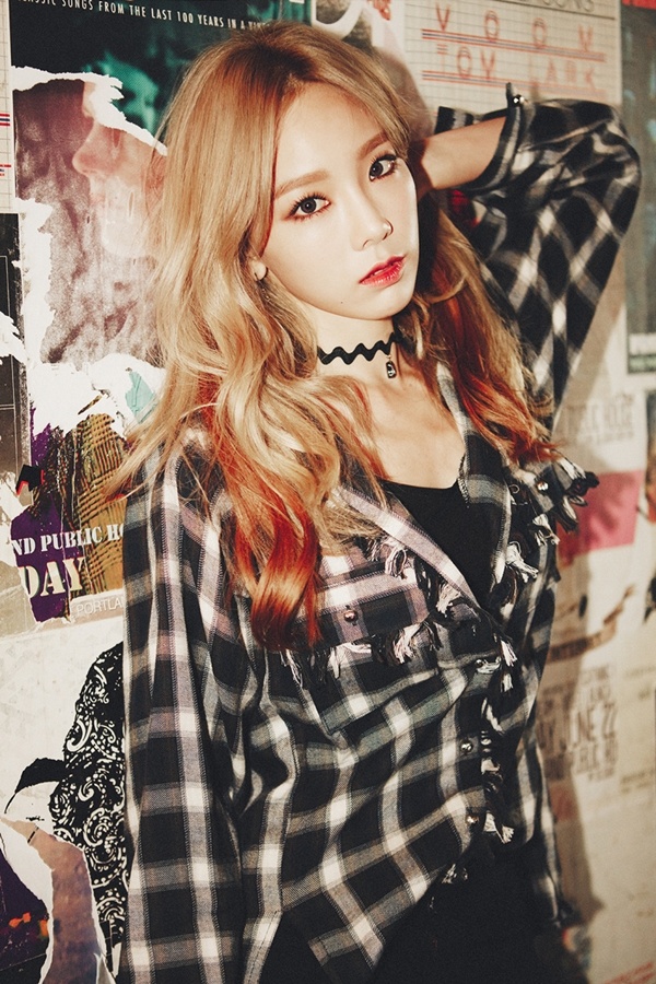Girls’ Generation Taeyeon – I – 673,942 bản.