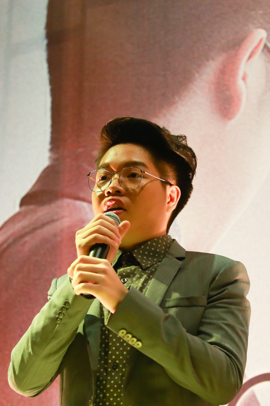 Sau MV Chỉ một câu, Đức Phúc tiếp tục phát hành single song ca cùng huấn luyện viên Mỹ Tâm. Bên cạnh đó, anh chàng cũng  nhiều hoạt động khác âm nhạc khác dưới sự đính hướng của huấn luyện viên. 