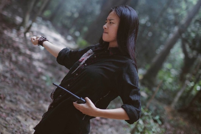 Ngo Thanh Van gai goc tren phim truong 'Tam Cam' hinh anh