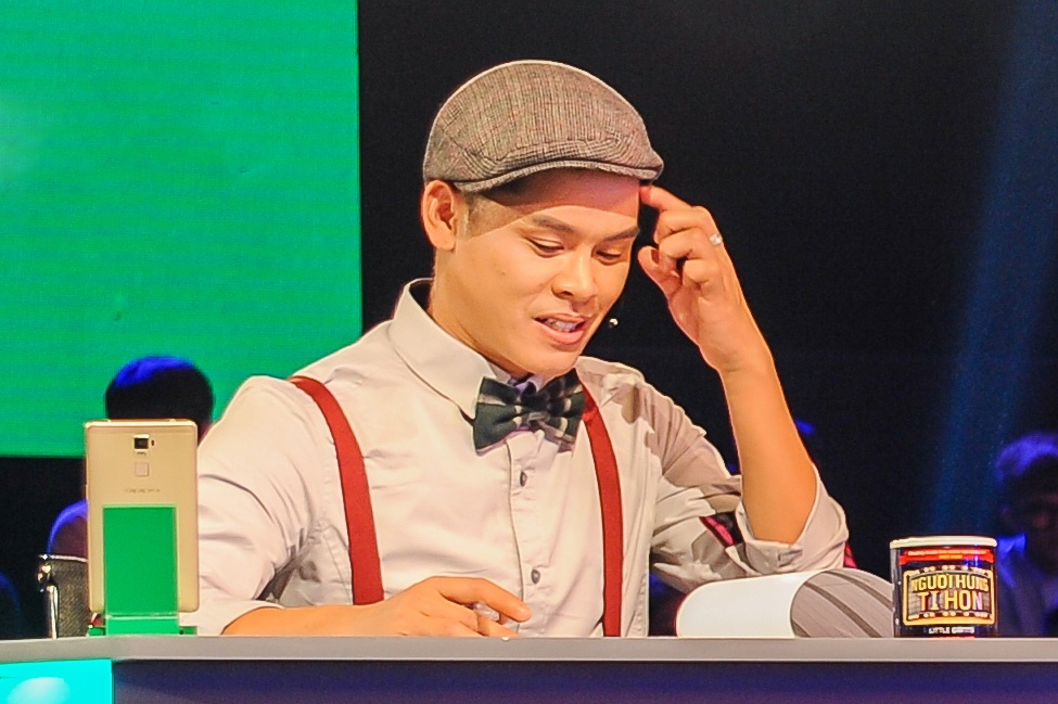 Giam khao Viet kieu boi roi vi khong hieu tieng me de hinh anh