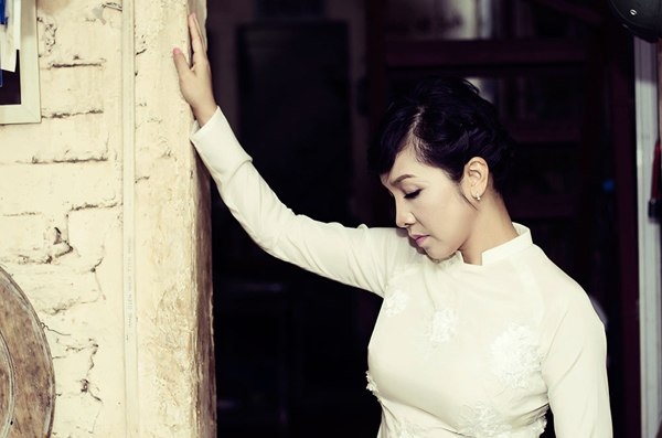 Ha Noi dem tro gio - My Linh hinh anh