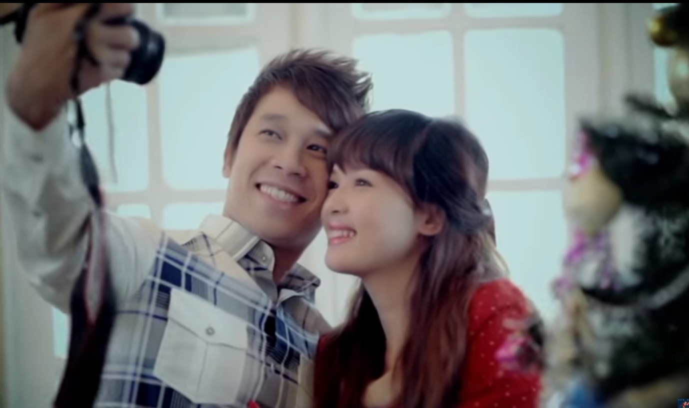 Tuy nhiên, cặp đôi dành cho nhau nhiều tình cảm nên không thể kết thúc mối quan hệ đã kéo dài nhiều năm. Tính cách Việt Huê được Lê Hoàng trân trọng bởi cô hiền lành và rất hiểu chuyện. Vì vậy, cả hai đã quay về và hiểu nhau nhiều hơn.