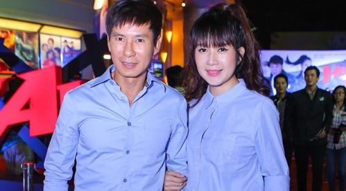 Ly Hai di xem phim cung vo sau tai nan ran xuong suon hinh anh