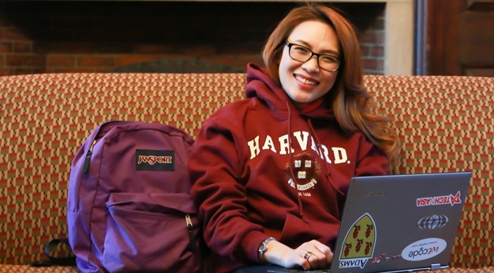 My Tam hat cung sinh vien Viet Nam o DH Harvard hinh anh