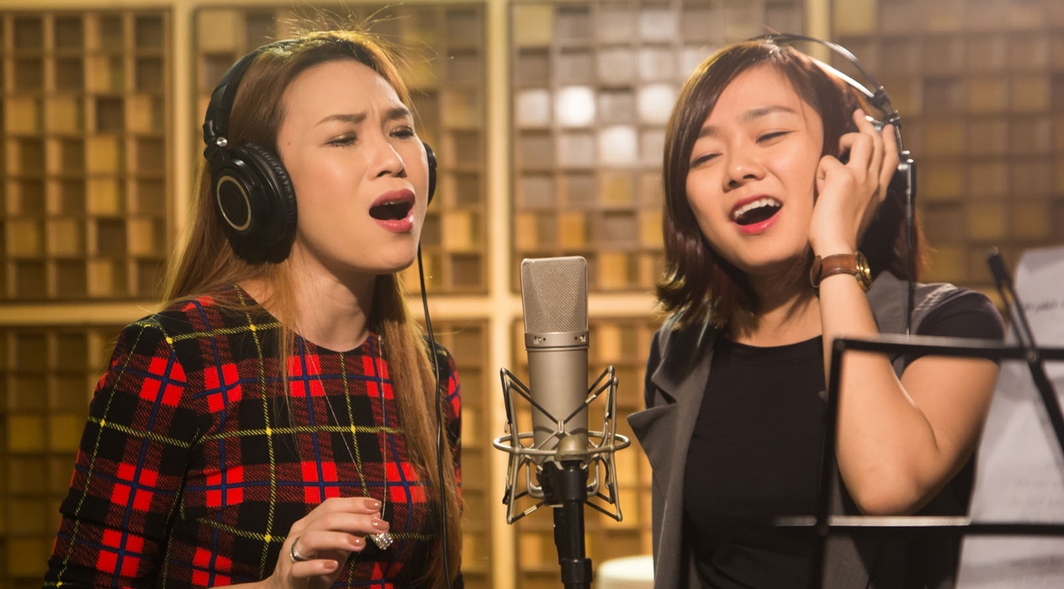 My Tam thuc hien loi hua voi hoc tro sau The Voice hinh anh