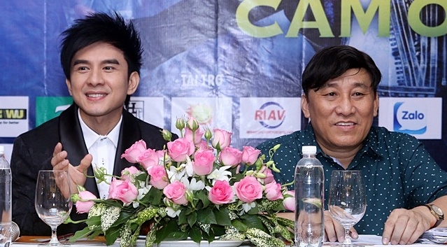 Live show san van dong cua Dan Truong khong so e ve hinh anh