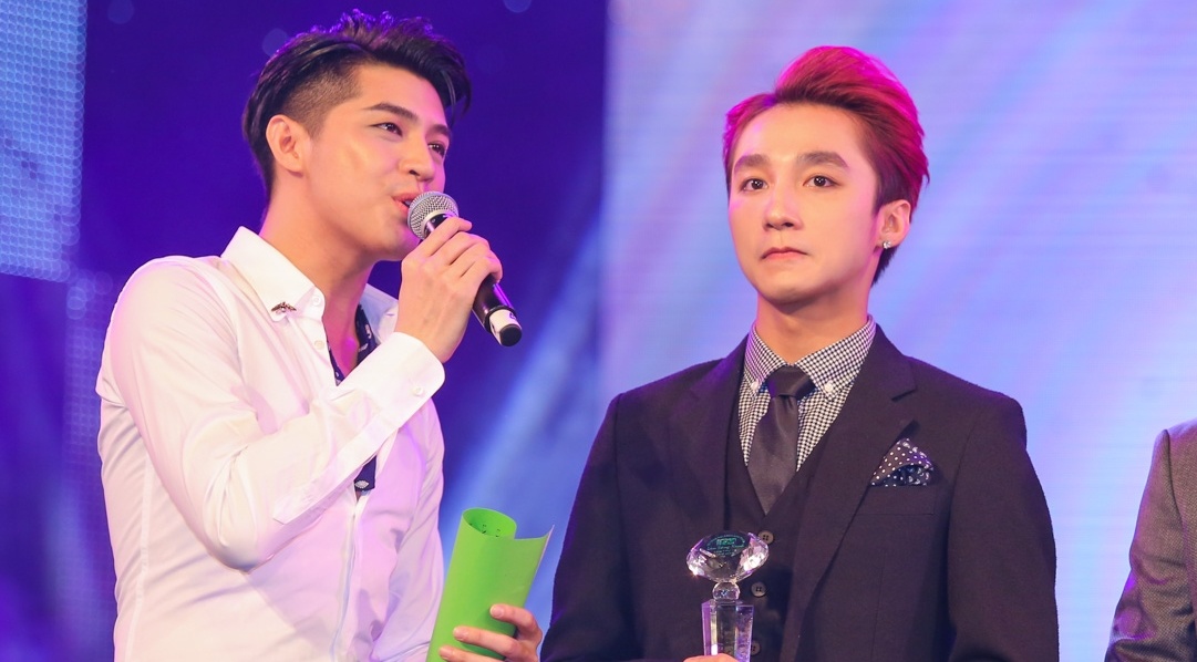 Son Tung M-TP, Tien Tien lap hattrick tai Lan Song Xanh 2015 hinh anh