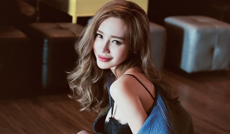 Elly Tran: '9 thang mang thai be thu hai khong de dang' hinh anh