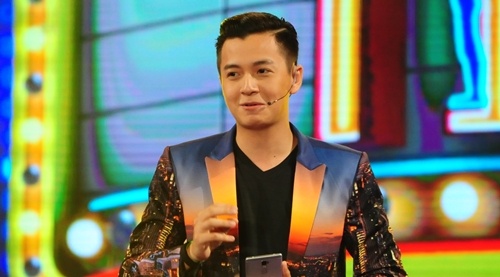 Ngo Kien Huy doc sai ket qua tren song truc tiep hinh anh