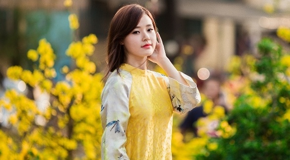Midu dien ao dai diu dang khi du xuan hinh anh