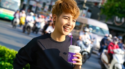 Vu Cat Tuong doc sach de thay doi cuoc song hinh anh