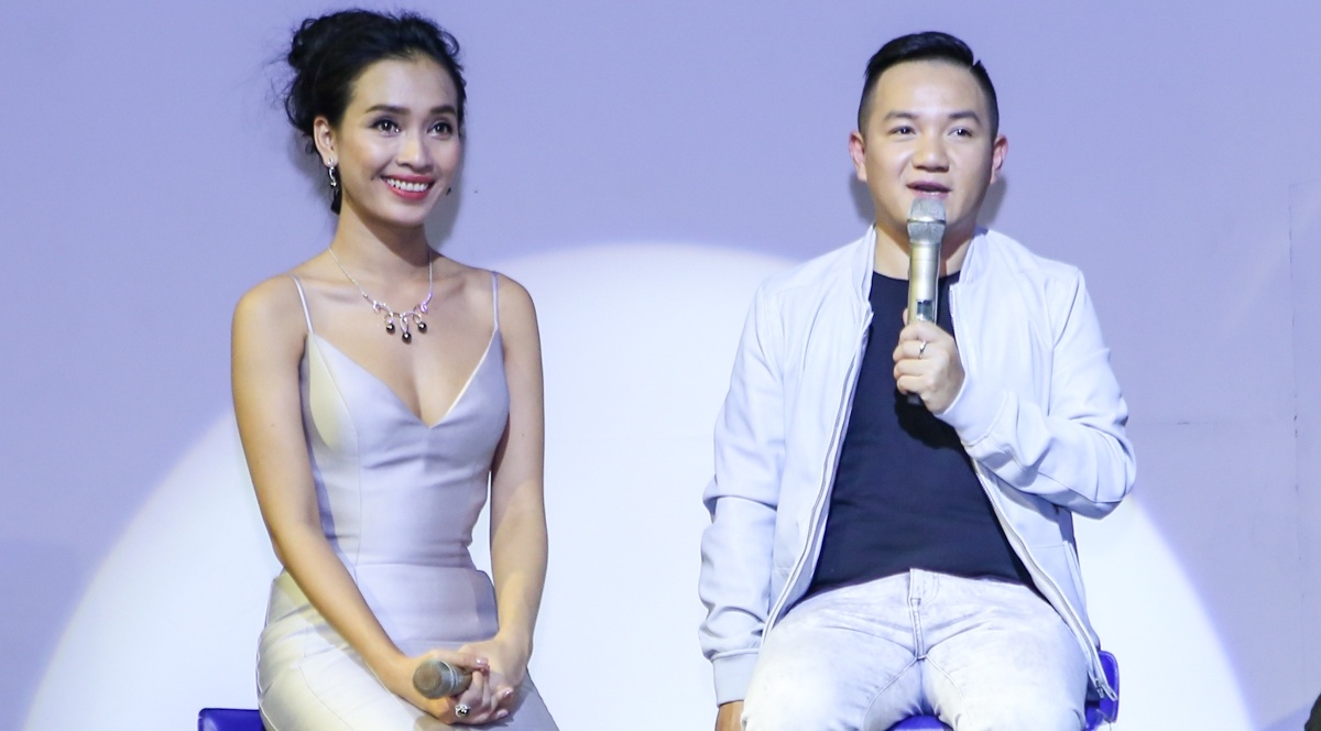 Ai Phuong xuc dong khi ra mat MV 'Toi thay hoa vang...' hinh anh