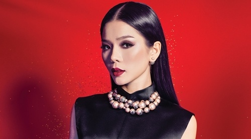 Le Quyen tu lam stylist cho chinh minh trong album moi hinh anh