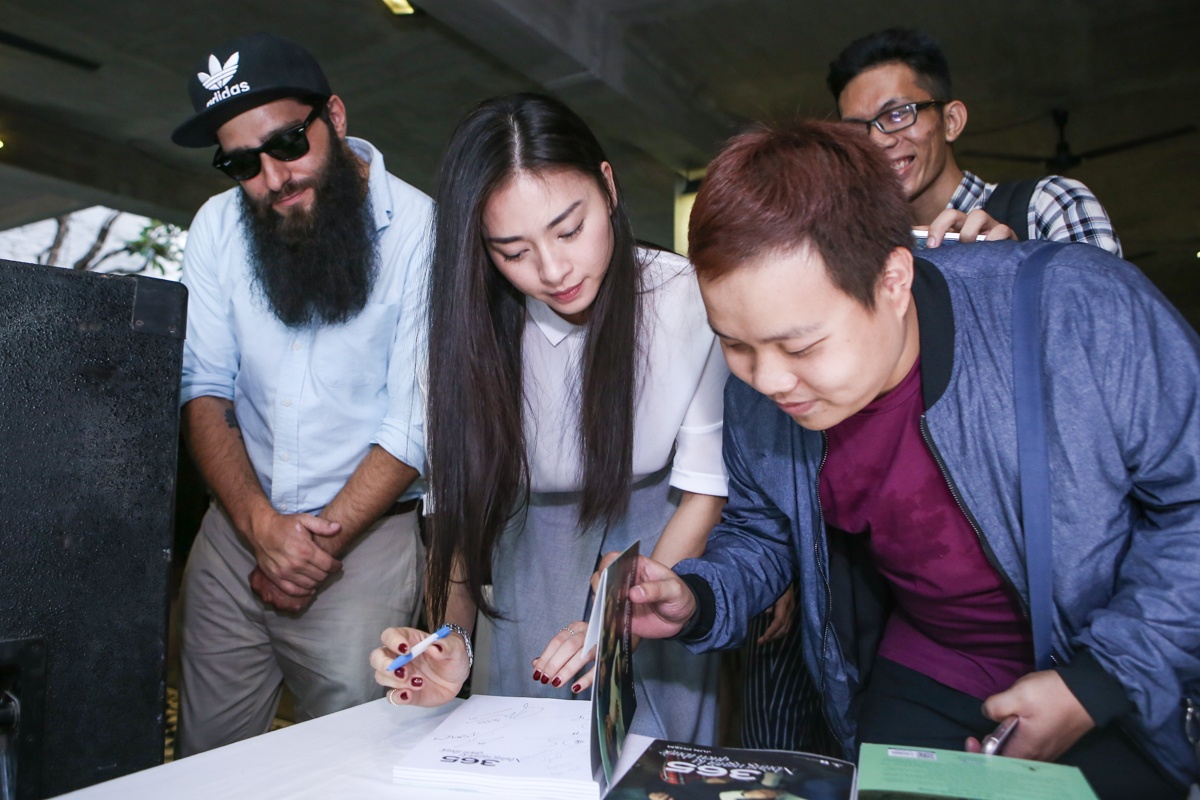 đạo diễn phim Kong, hình ảnh phim Kong, đạo diễn phim Kong thăm Việt Nam ảnh 7 dao dien phim Kong, hinh anh phim Kong, dao dien phim Kong tham Viet Nam anh 7