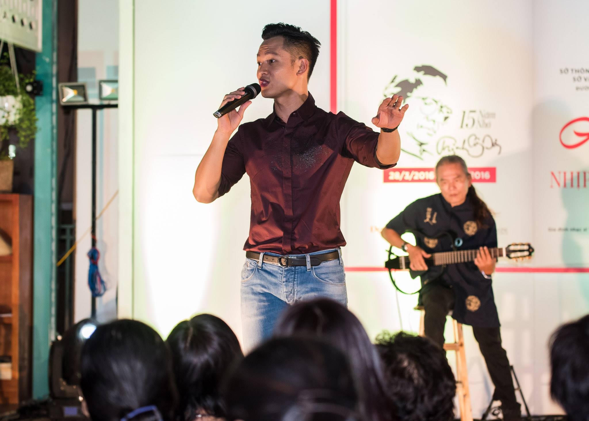 Gioi tre tuong nho Trinh Cong Son hinh anh