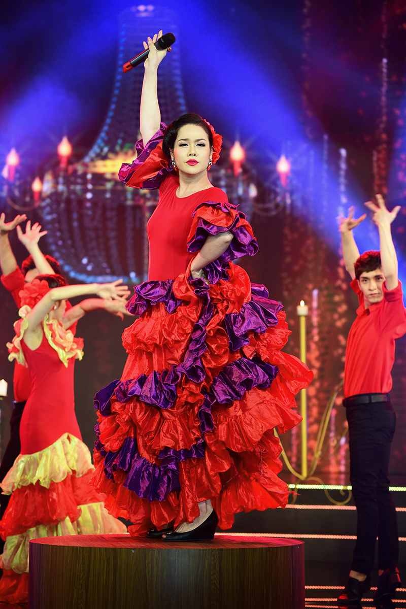 Chi Dan gay xuc dong tai Hay nghe toi hat anh 5