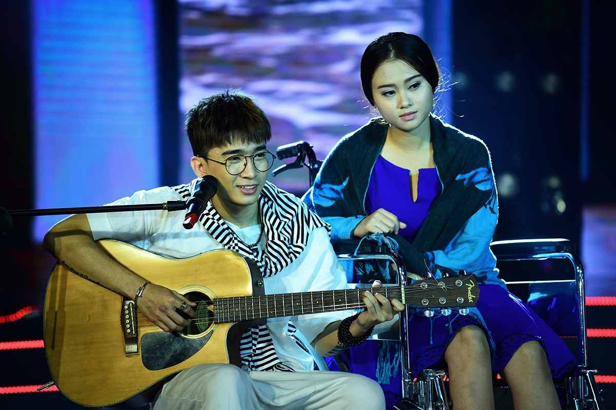 Chi Dan gay xuc dong tai Hay nghe toi hat anh 1