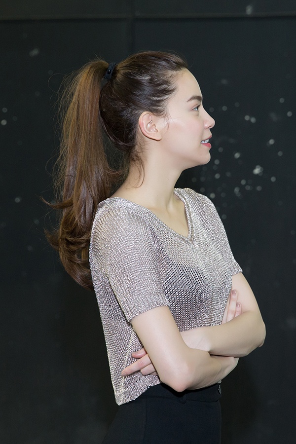 Ho Ngoc Ha tap nhay anh 7