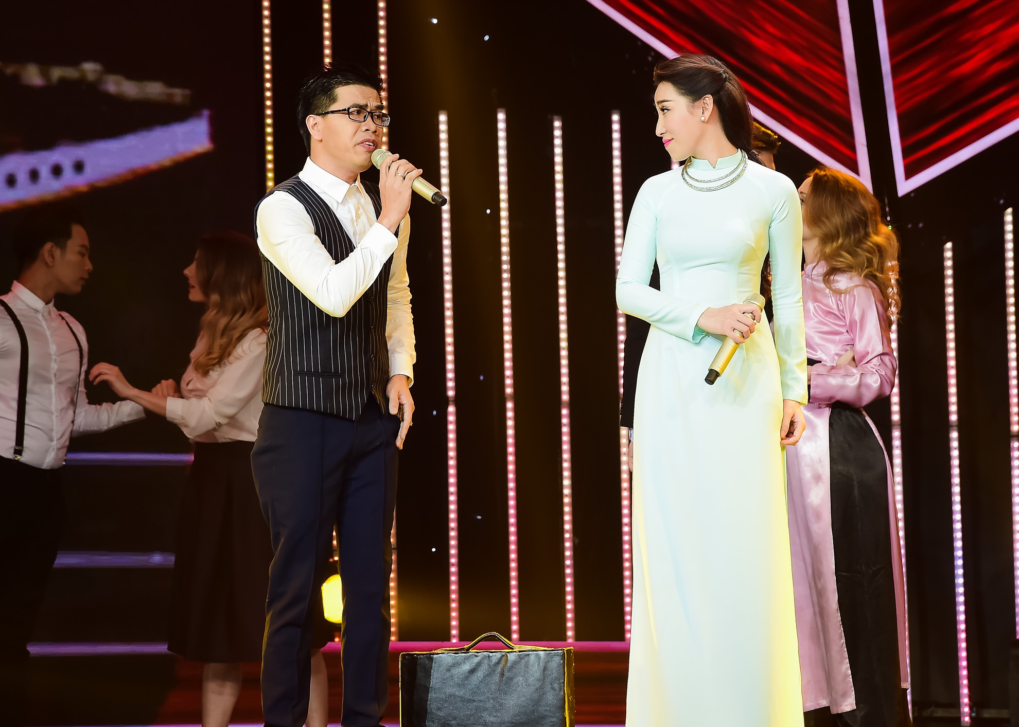 Hot boy 18 tuổi tại Thần tượng bolero ảnh 8 Hot boy 18 tuoi tai Than tuong bolero anh 8