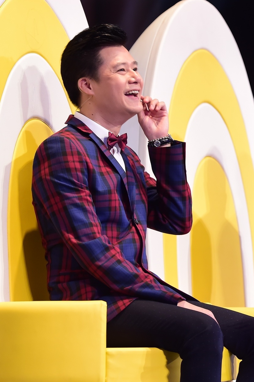 Dan Truong buc xuc khi bi Quang Dung che anh 3