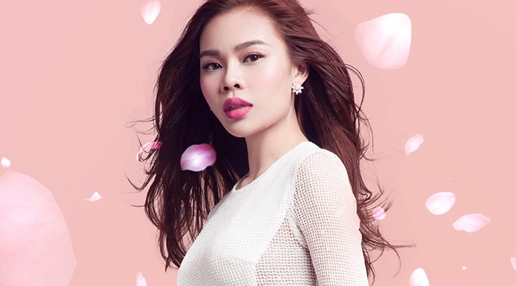 Giang Hong Ngoc khoc khi nghe sang tac cua Tien Tien hinh anh