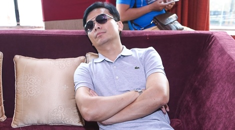 Manh Quynh ngu gat ngay trong phong tap hinh anh