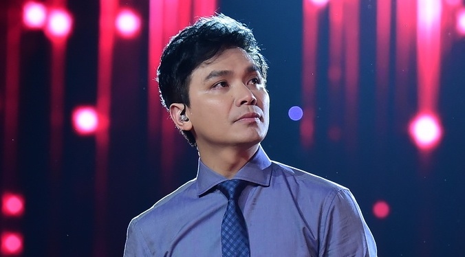 Manh Quynh xuc dong hat ve vo trong live show hinh anh