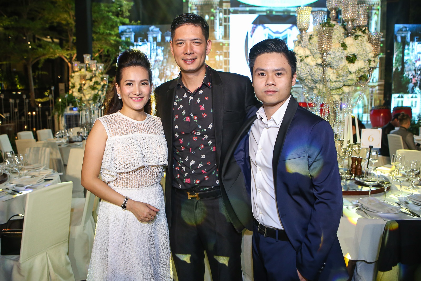 Phan Thanh di cung co gai la anh 7