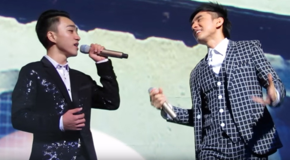 Hot boy Than tuong bolero gay sot khi hat 'Di ve noi xa' hinh anh