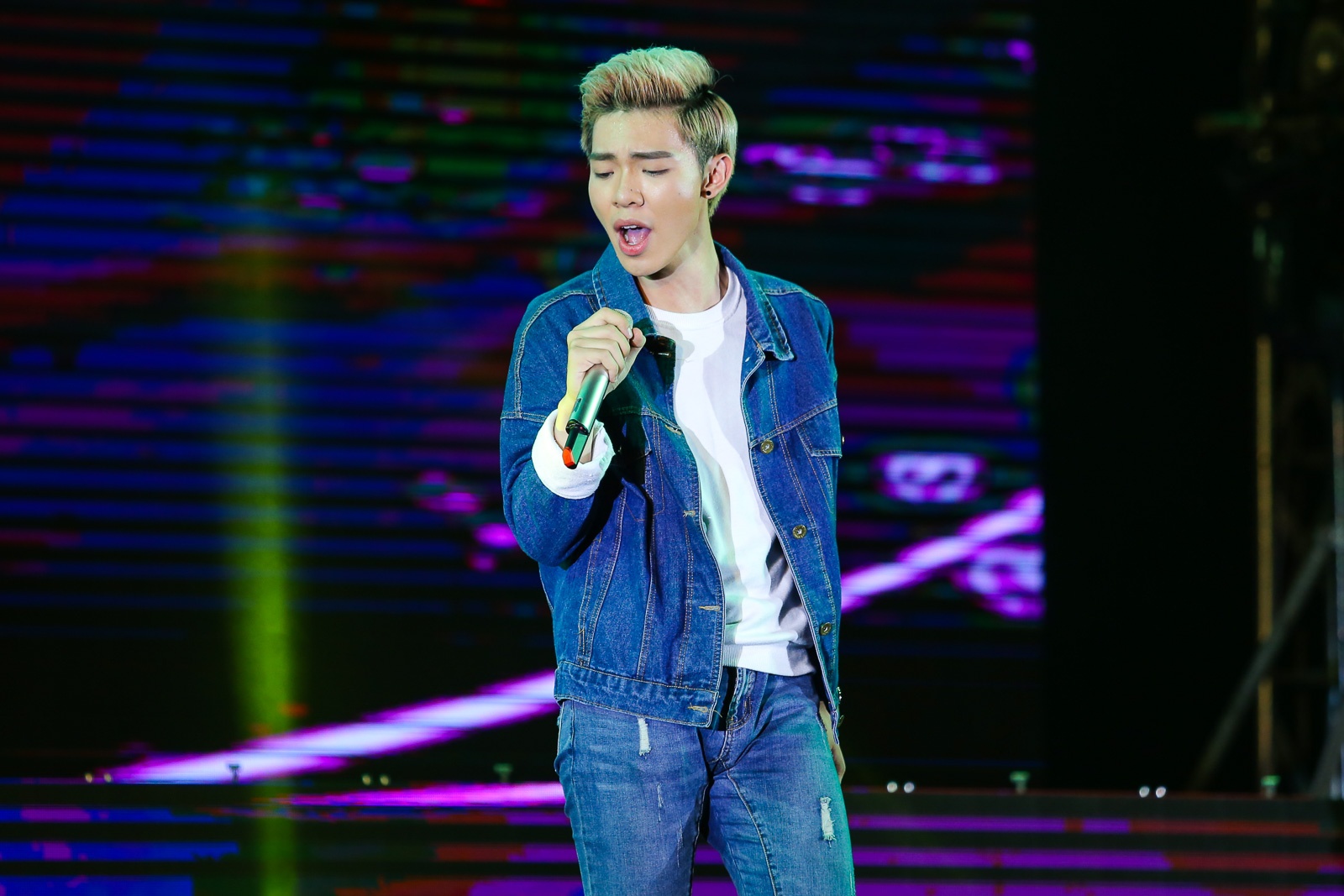 Minh Hang song ca cung Hoang Thuy Linh anh 12