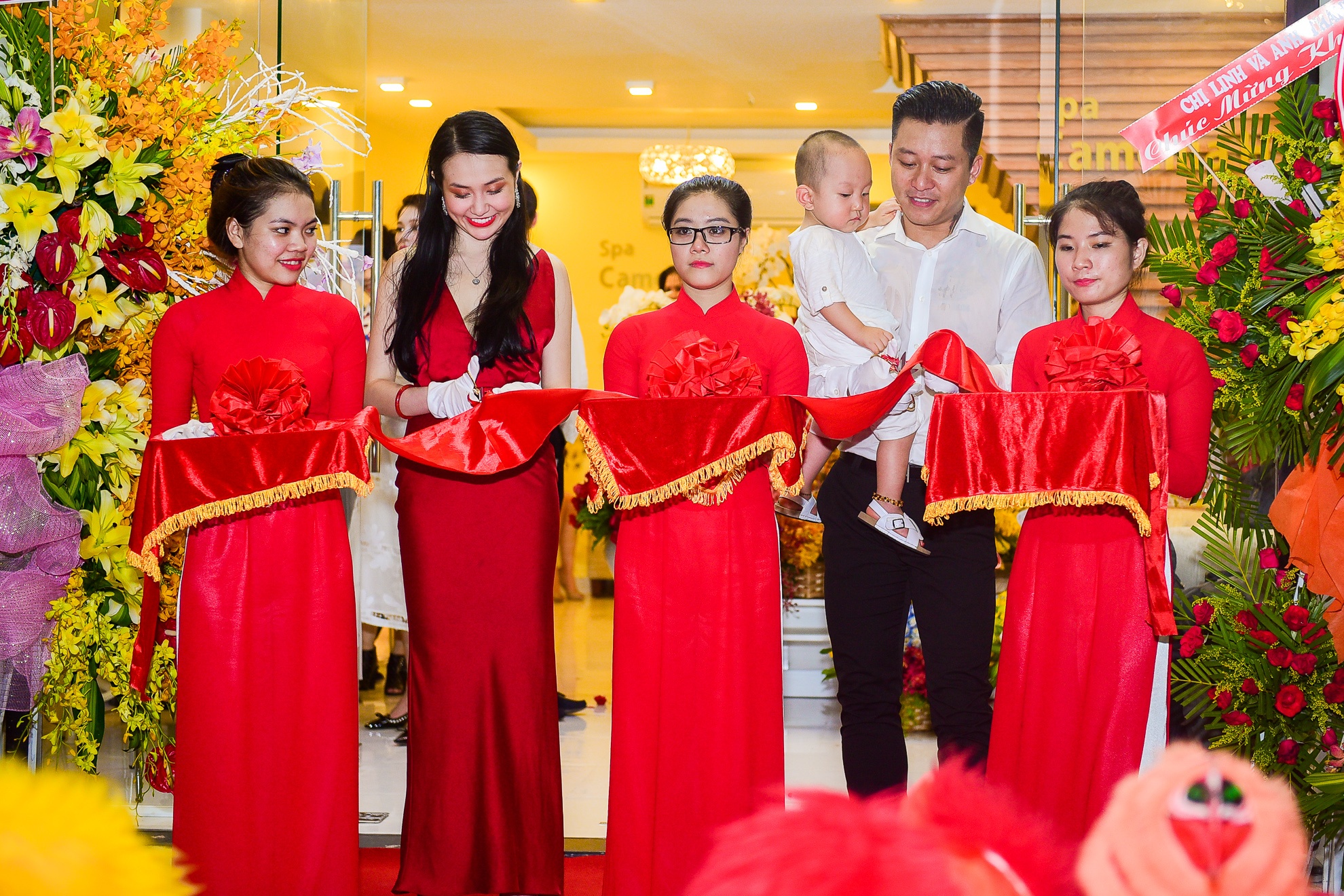 Vo chong Tuan Hung anh 7