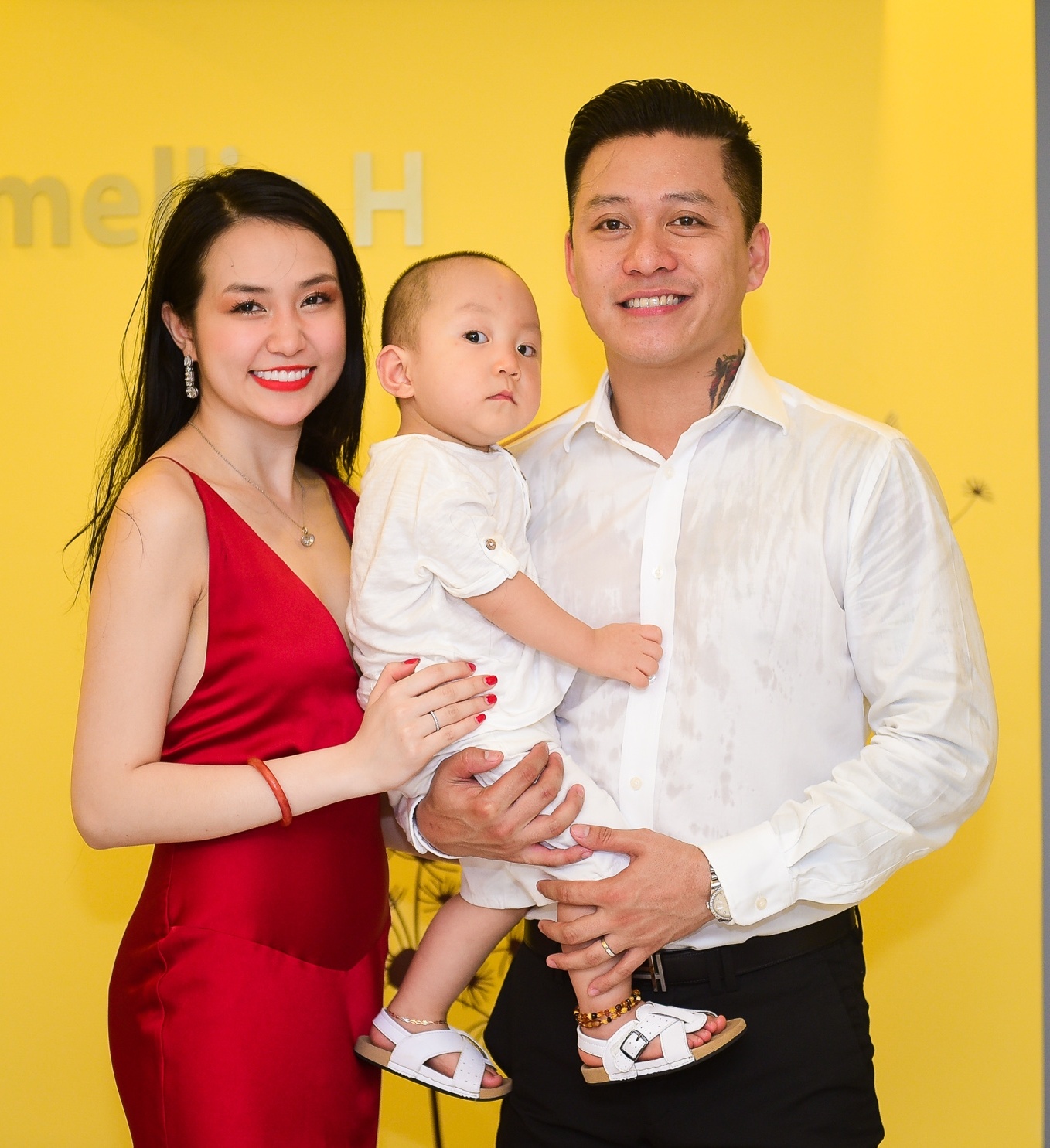 Vo chong Tuan Hung anh 1