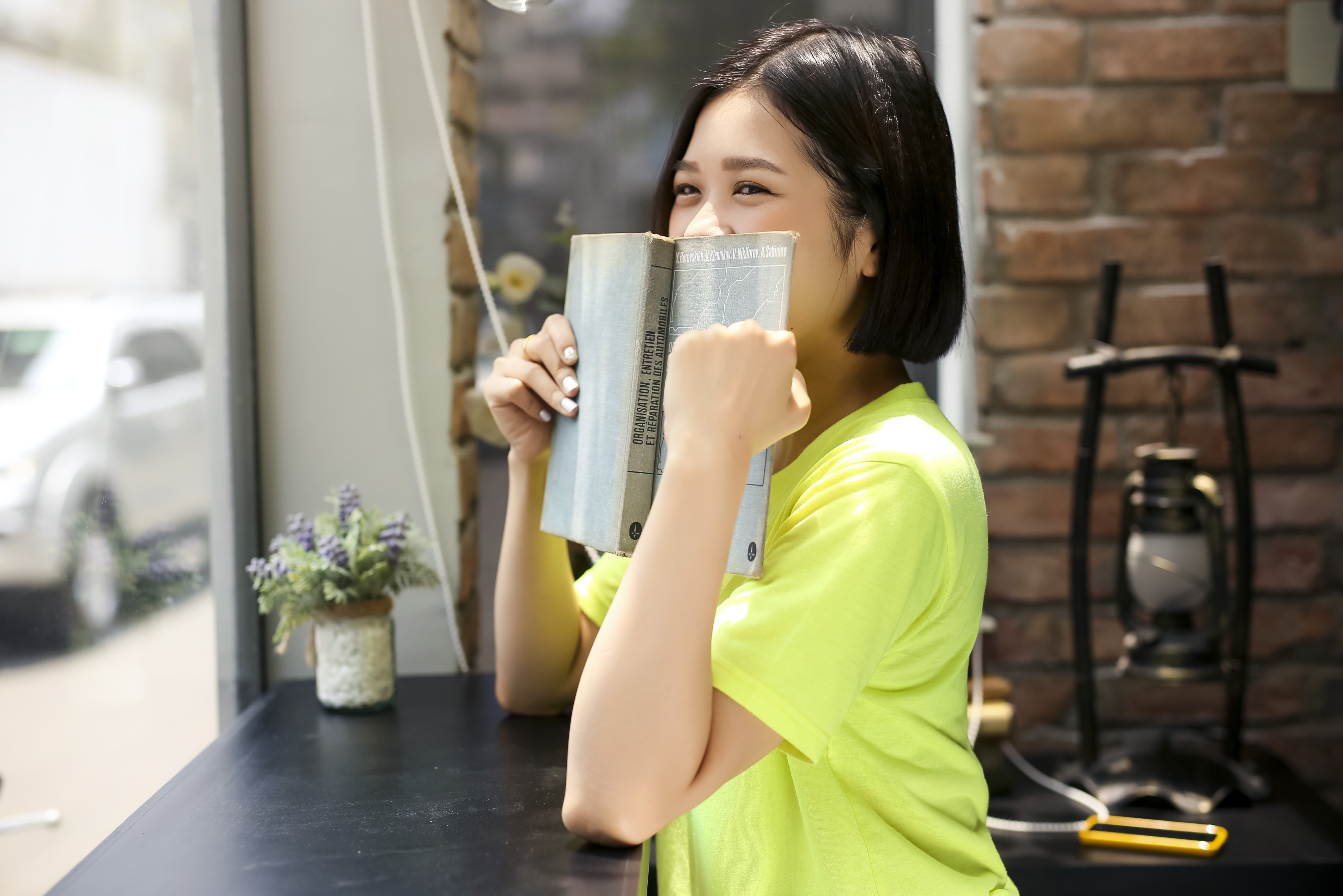 Suni Ha Linh ke qua khu vat va anh 2