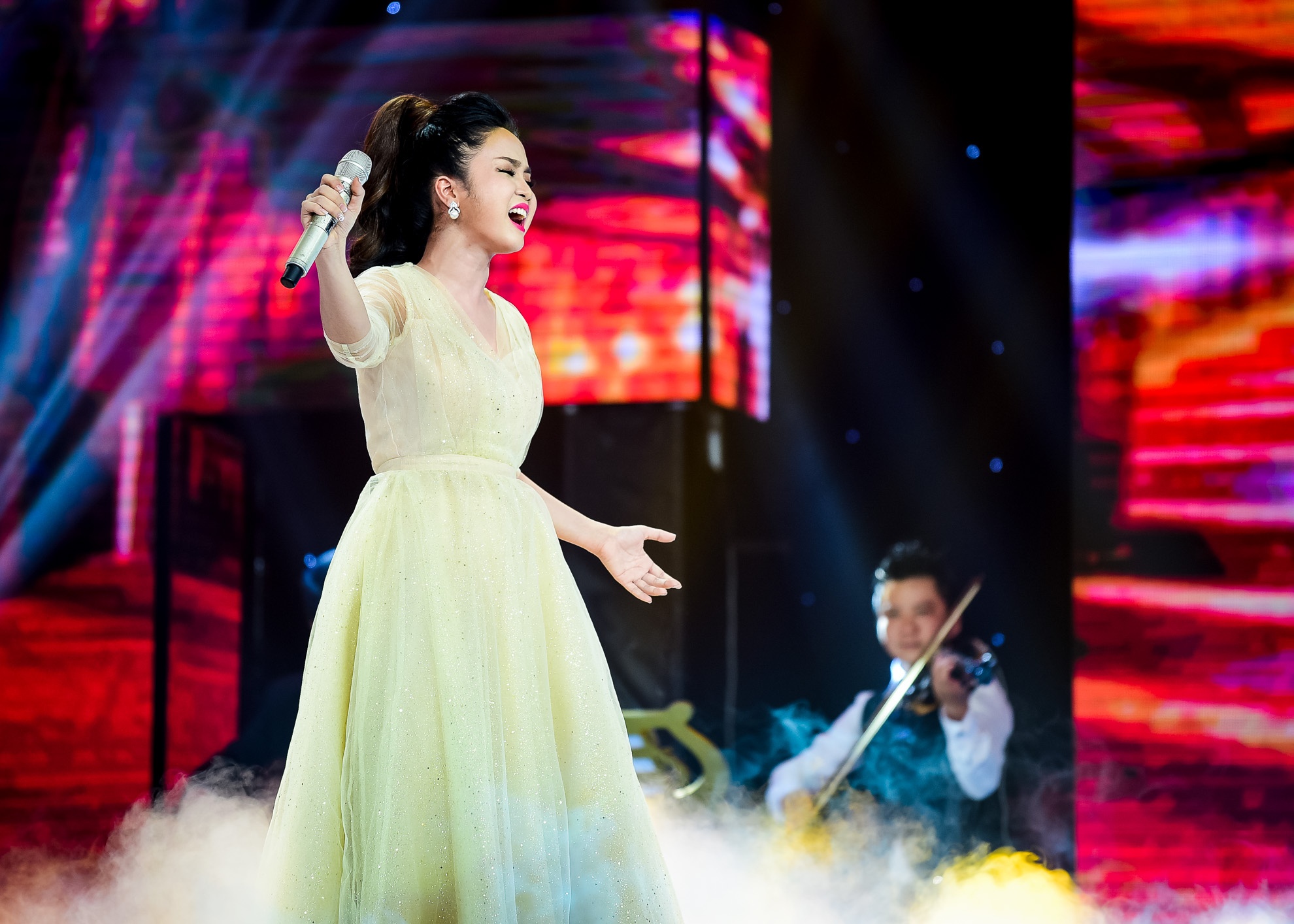 Ngoc Son hat Tinh cha tai Than tuong bolero anh 8