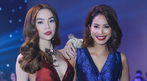 Dan my nhan Viet long lay tren tham do su kien hinh anh