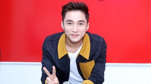 Son Tung M-TP tung muon bo nghe ve que ban quan ao hinh anh