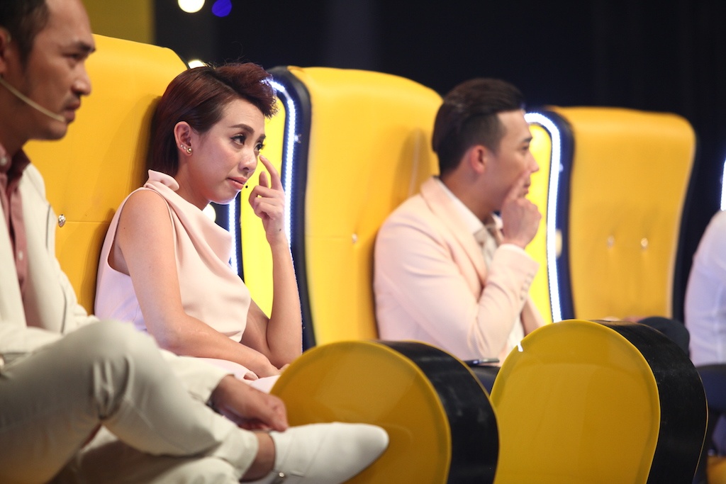 Trich phan thi khien Tran Thanh bat khoc hinh anh